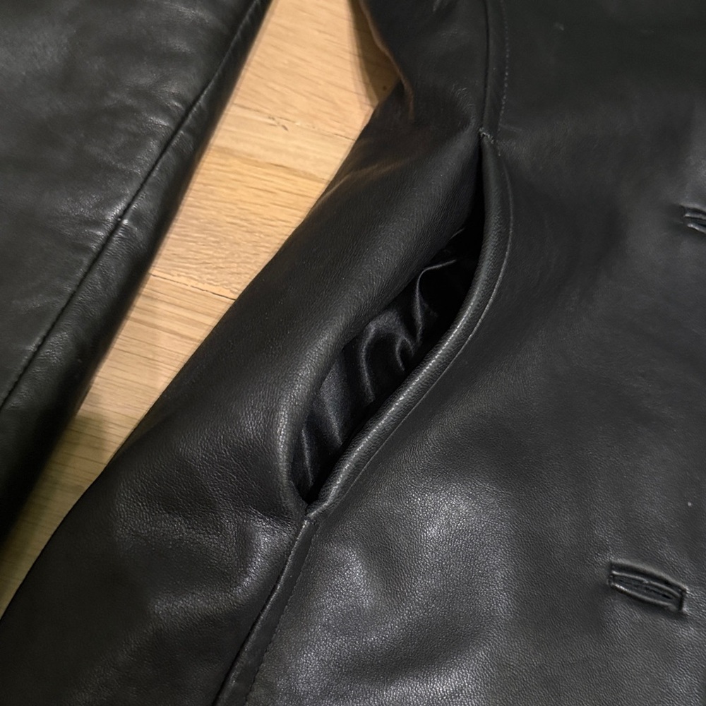 Andrew Marc 100% Black Leather Jacket - Picture 7 of 9